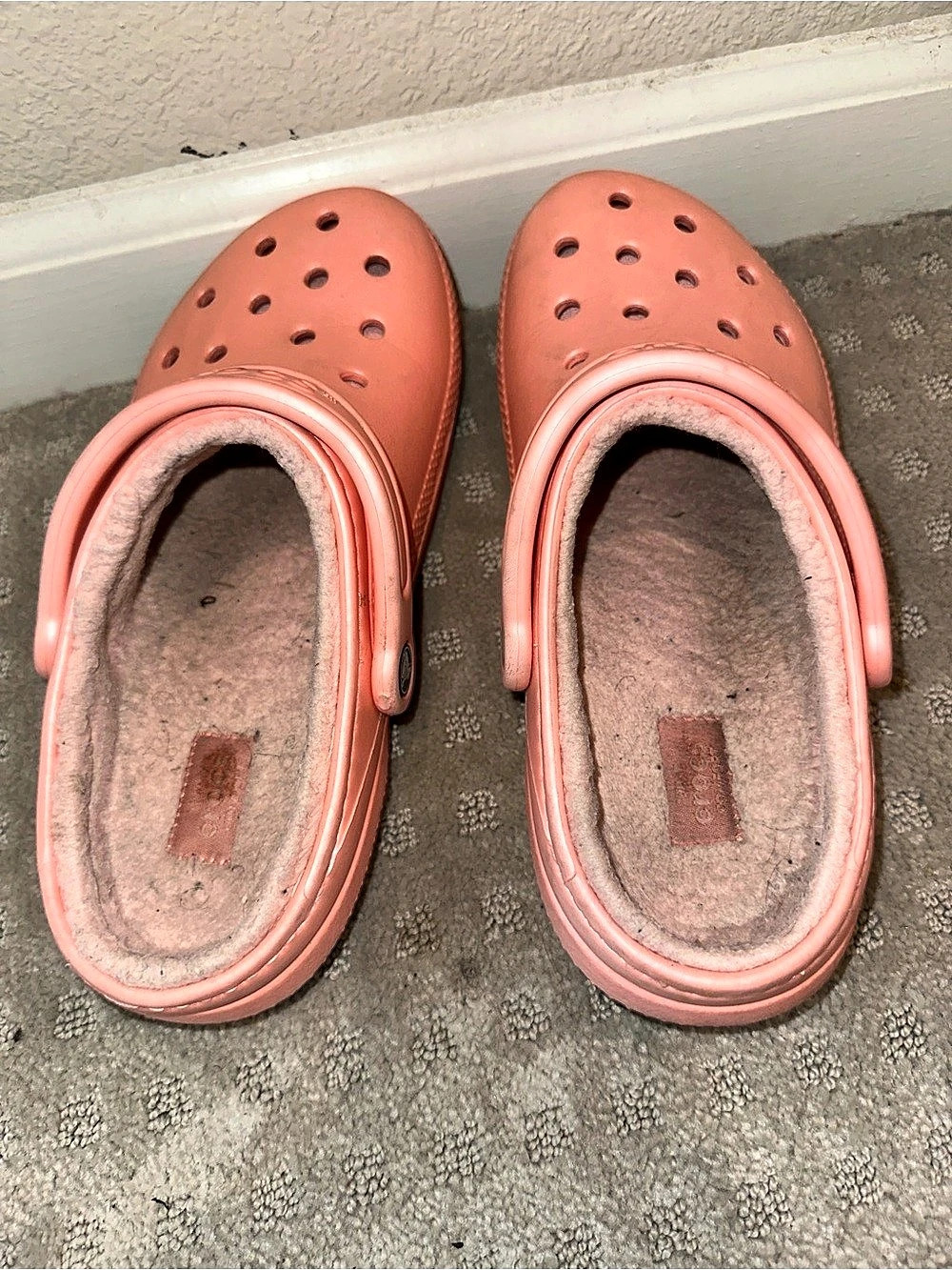 Crocs Classic Clog Pink Clogs - Picture 3 of 4